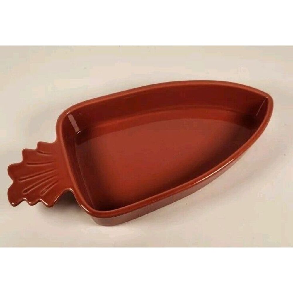 Chantal Orange Carrot Shaped 1‎ Quart Baking Dish
